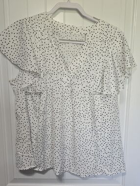 SHEIN White Blouse with Black Polka Dots and Flutter Sleeves